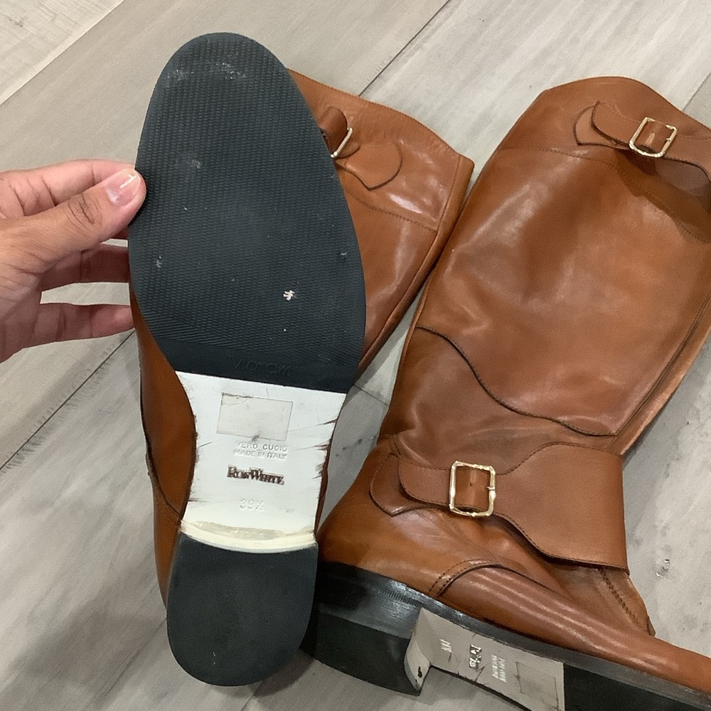 Elegant Tan Leather Riding Boots - Picture 2 of 8